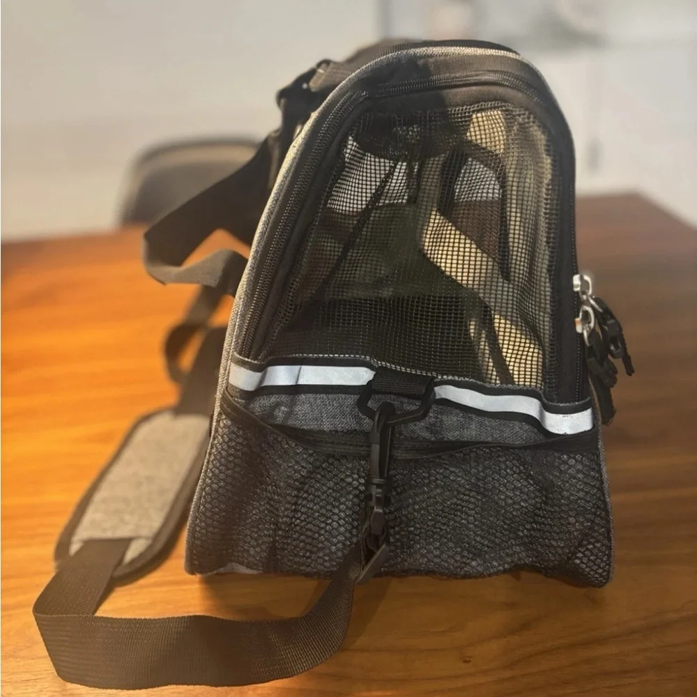 Petlo Pet Carrier Bag for Dogs - Gray